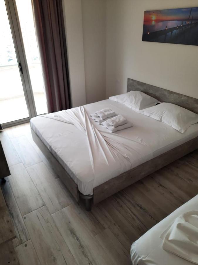 Disy Apartments Vlora Kültér fotó